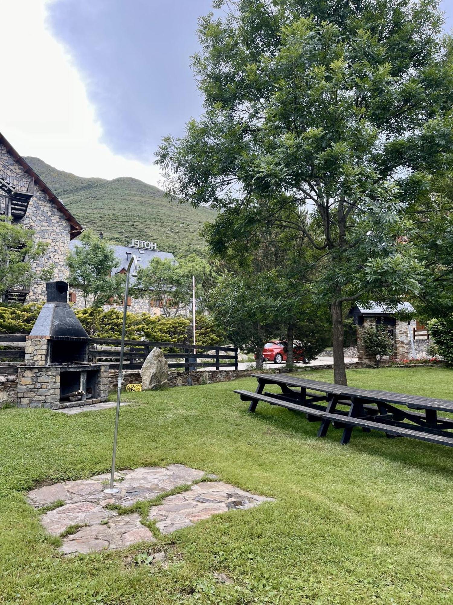 Estudio Las Perseidas - Vall De Boi Pla de l'Ermita Eksteriør billede